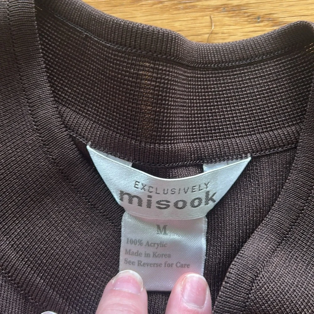 Women’s Misook Brown Button up Sweater Size M - Picture 4 of 6